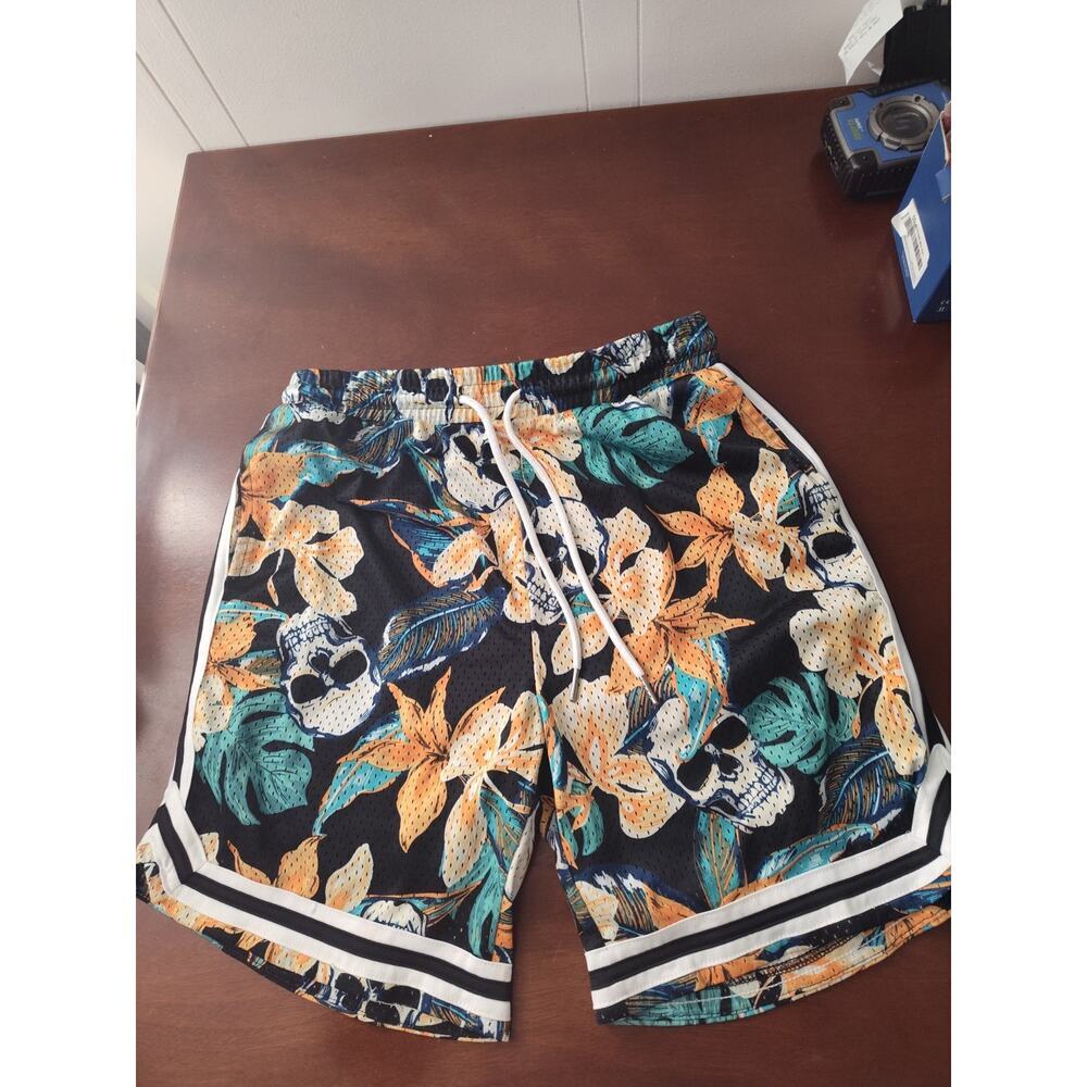 NO BOUNDRIES Swim Trunks Mens Large Above The Knee Black Skull Pockets Liner